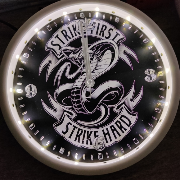 Cobra Kai wall clock - Picture 8 of 12